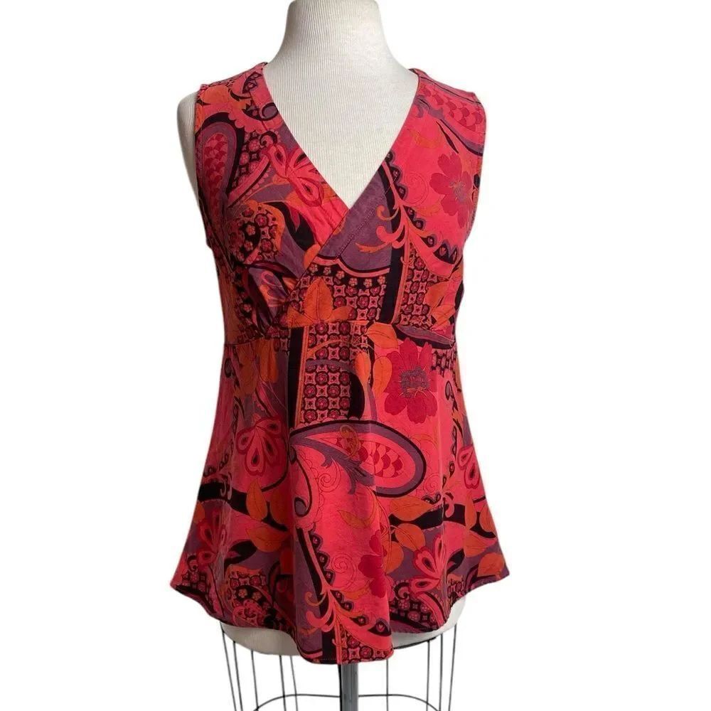 Tianello Sleeveless Wrap Top - Red and Black M